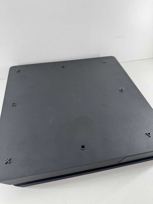 Playstation 4 Slim 500GB + Pad + Okablowanie
