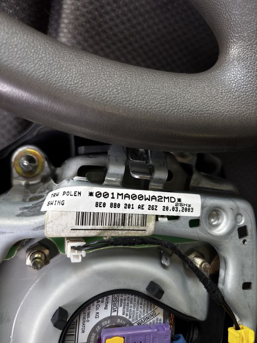 Kierownica czteroramienna Audi A4 B6 swing