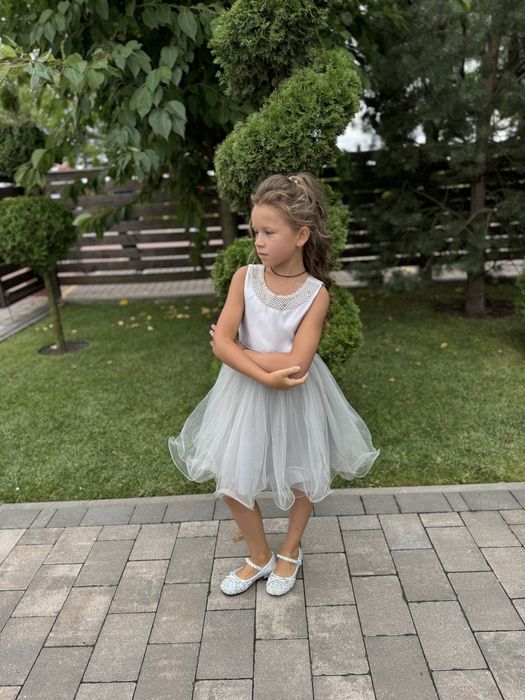 Продам  святкову сукню