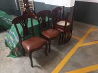 Móvel, mesa e cadeiras de sala vintage