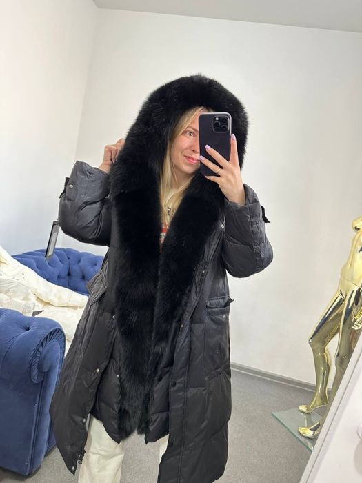 Зимовий теплий пуховик з хутром