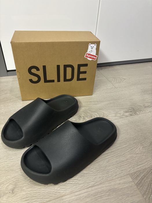 Adidas Yeezy Slide Dark Onyx