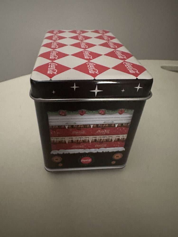 Carro lata coca cola