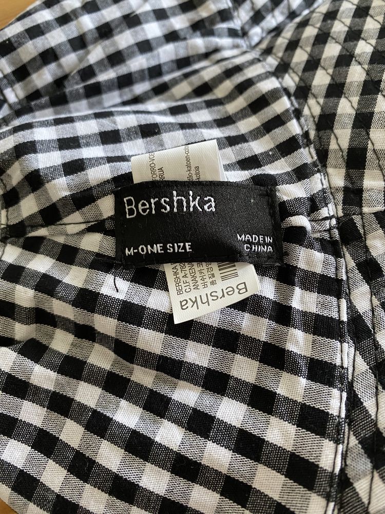 dwustronna panama firmy bershka