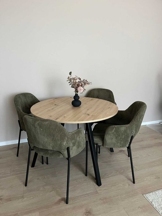 Komplet do jadalni - okrągły rozkładany stół i 4 krzesła