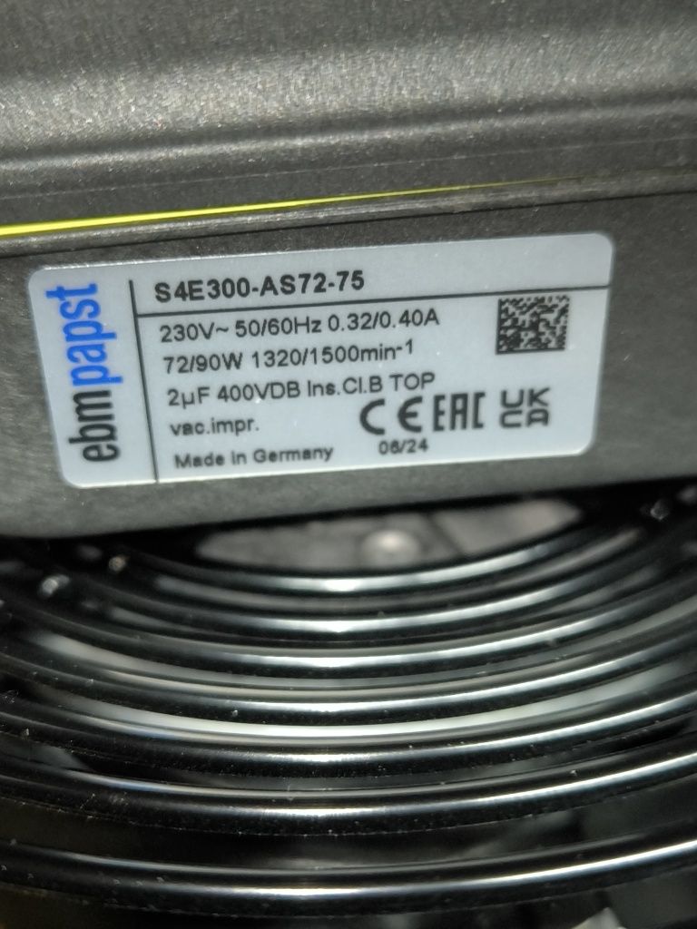 Ventilador EBMPAPST S4E300-AS72-75