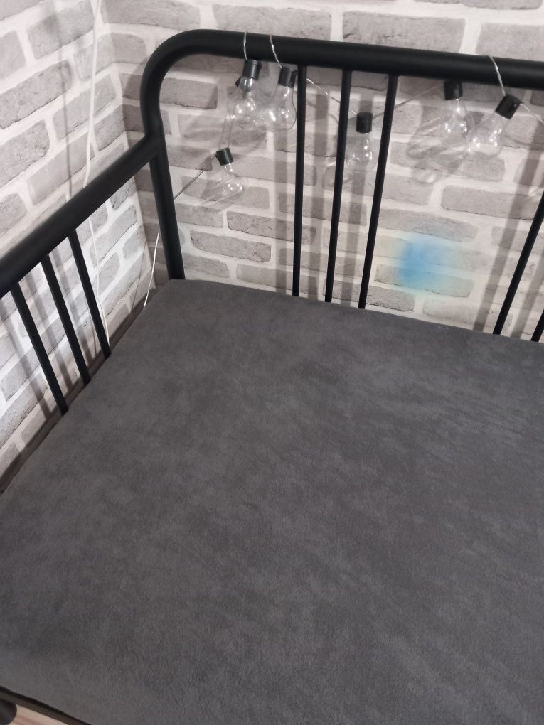 Łóżko Fyresdal, materac Jysk i 3 pojemniki