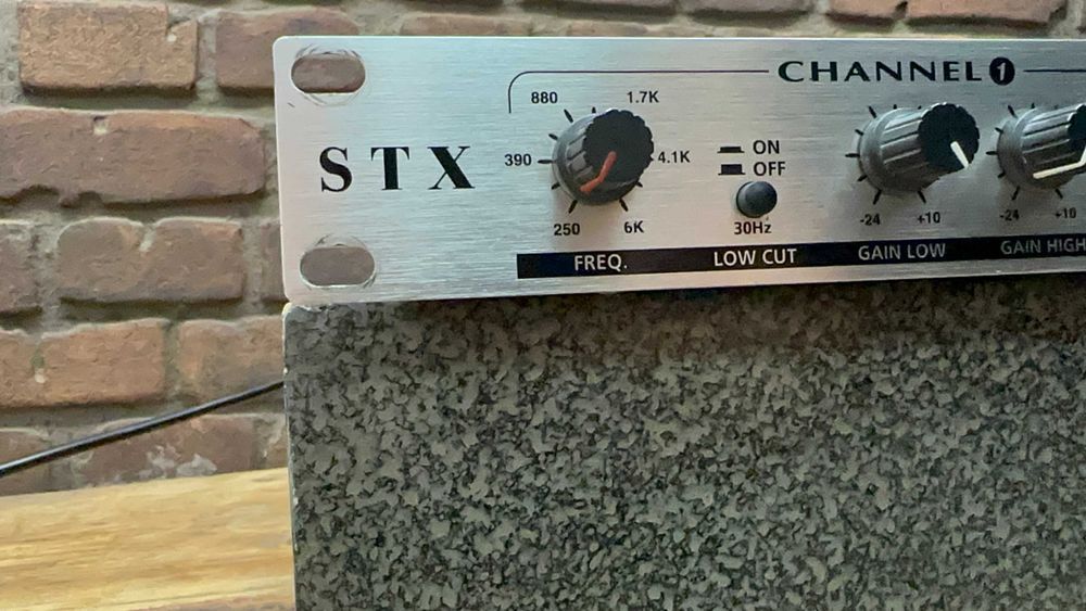 Crossover STX SC-202  rezerwacja
