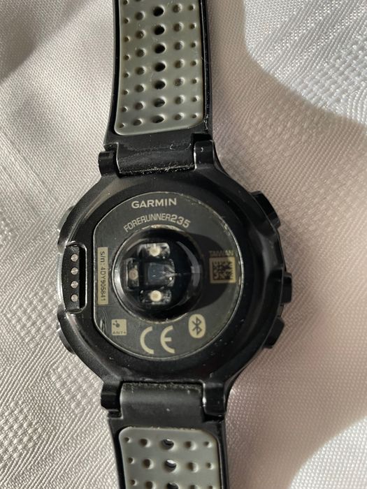 Garmin Forerunner 235