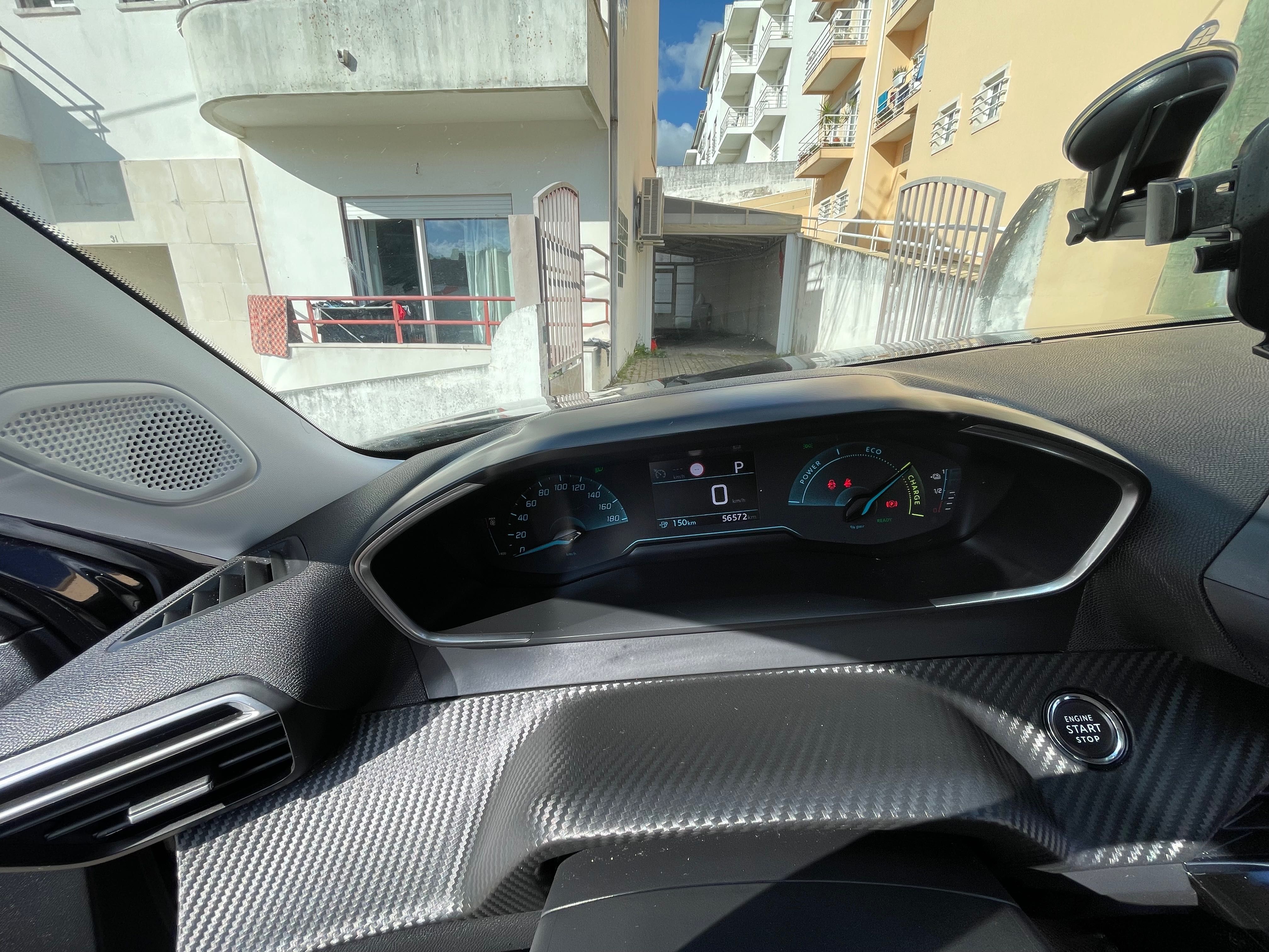 Peugeot e-2008 como novo