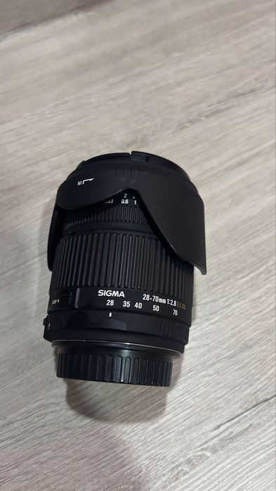 Sigma 28-70mm f/2.8 CANON EF