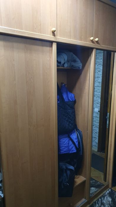 Шафа для передпокою