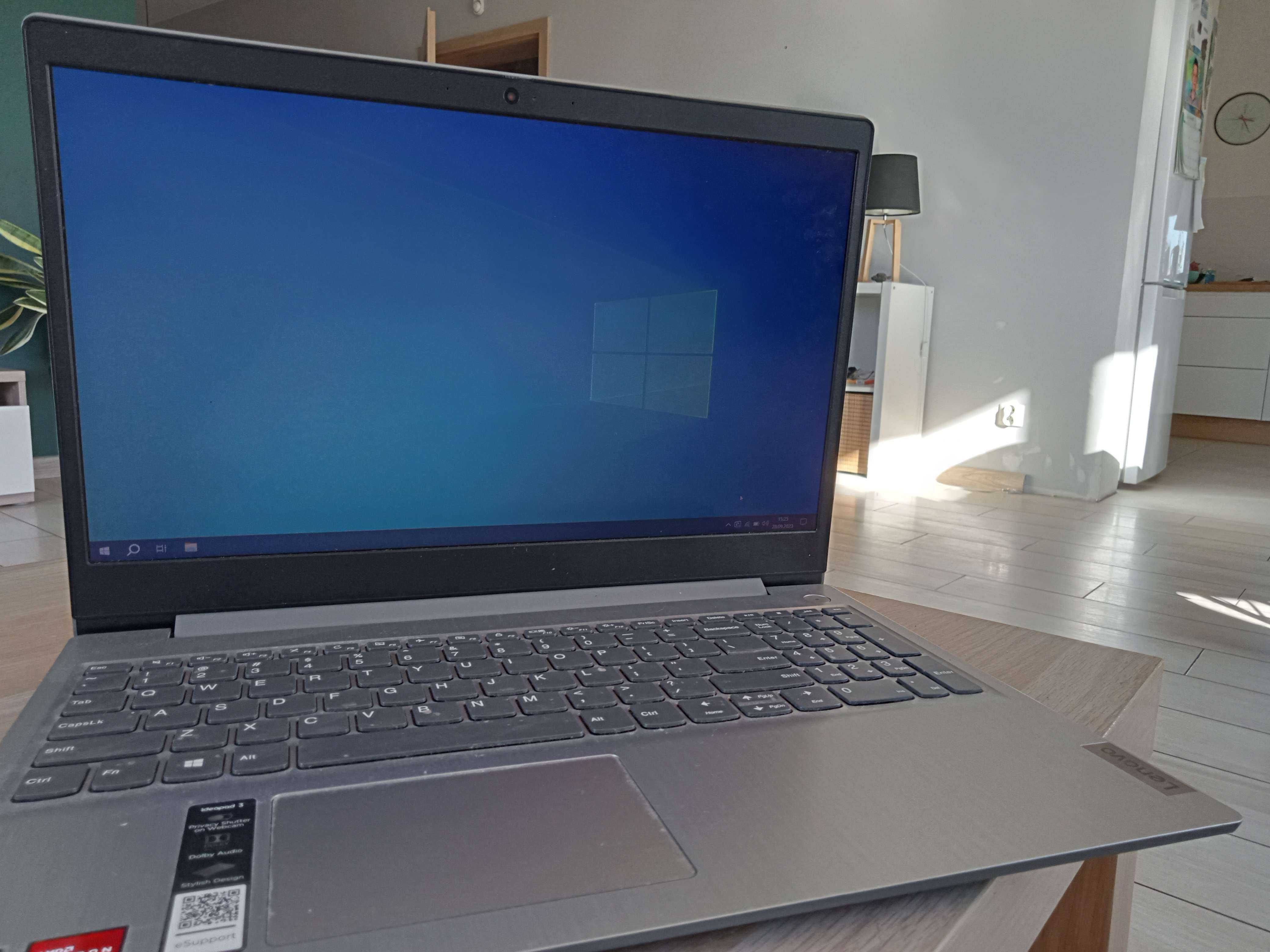 Laptop Lenovo 256SSD