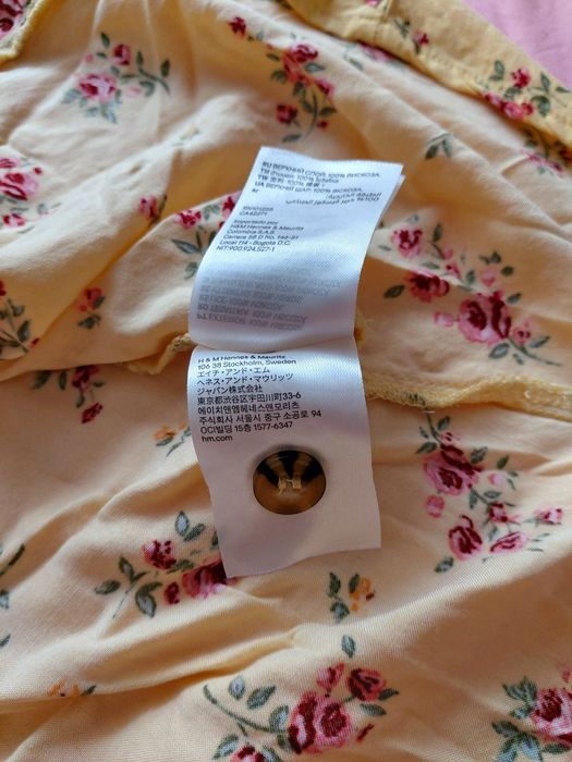 żółta sukienka w kwiaty floral wiskoza na guziki