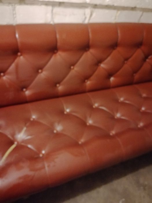 Tapczan używany w dobrym Stanke