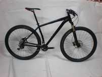 Bicicleta de Montanha Specialized - Tamanho 29