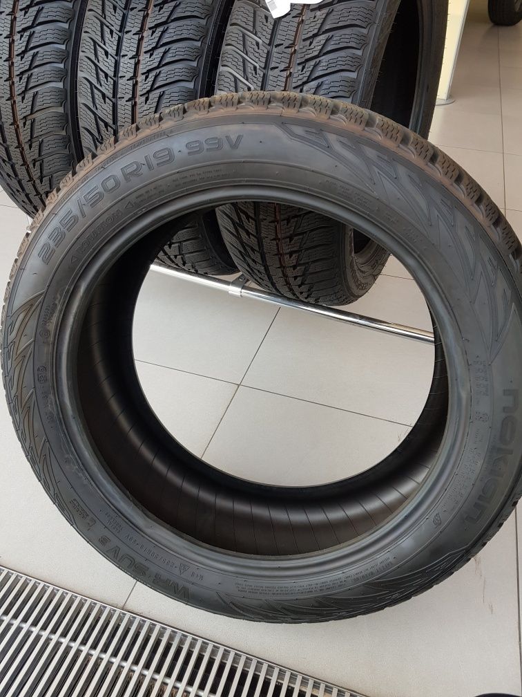 Автошина 235/50 R19 99v