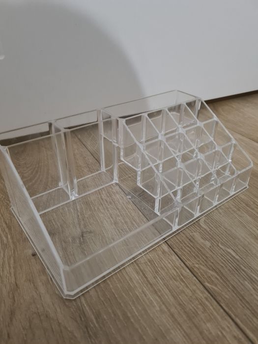 Organizer na kosmetyki