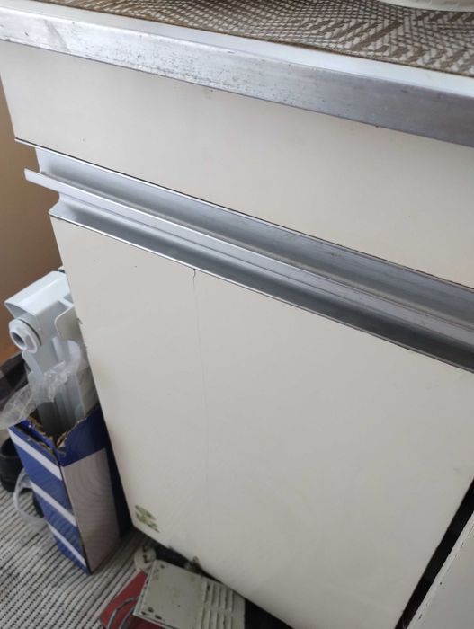 Продам тумбочку  для оселі торг