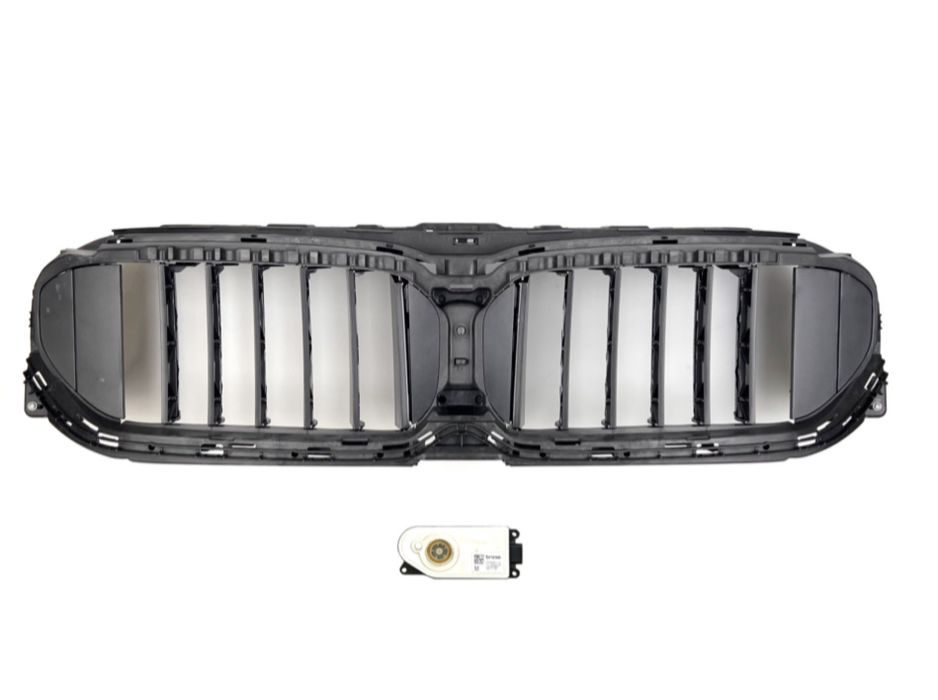 Воздушная заслонка жалюзи BMW 5 G30 G31 LCI С моторчиком бмв рестайл Г