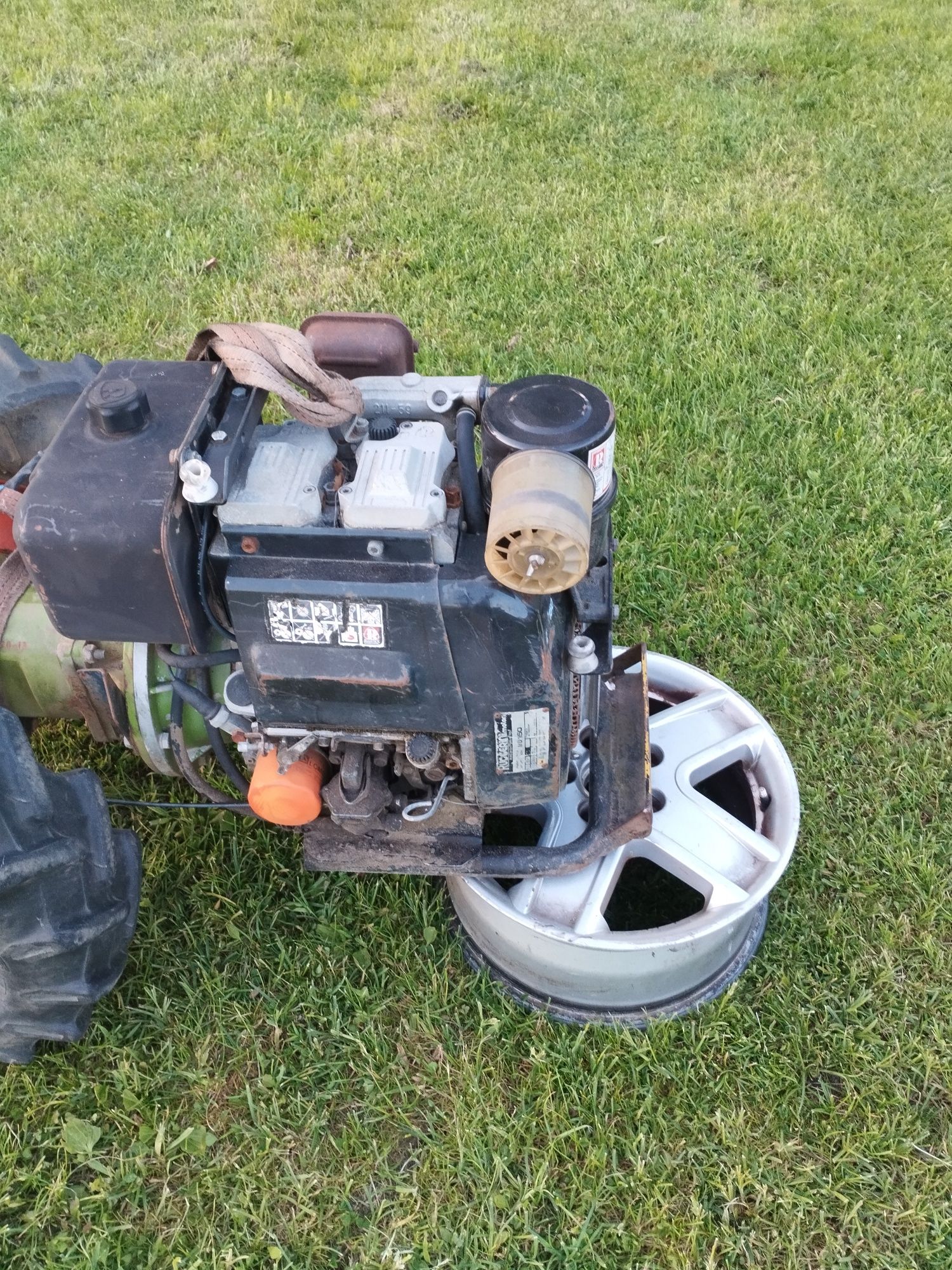 Silnik do dzika traktorka ruggerini md 150 diesel 2 cylindry