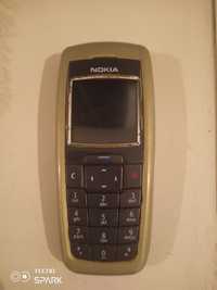 Мобильный телефон Nokia 2600.