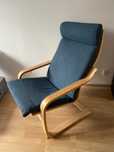 Ikea fotel Poang granatowy