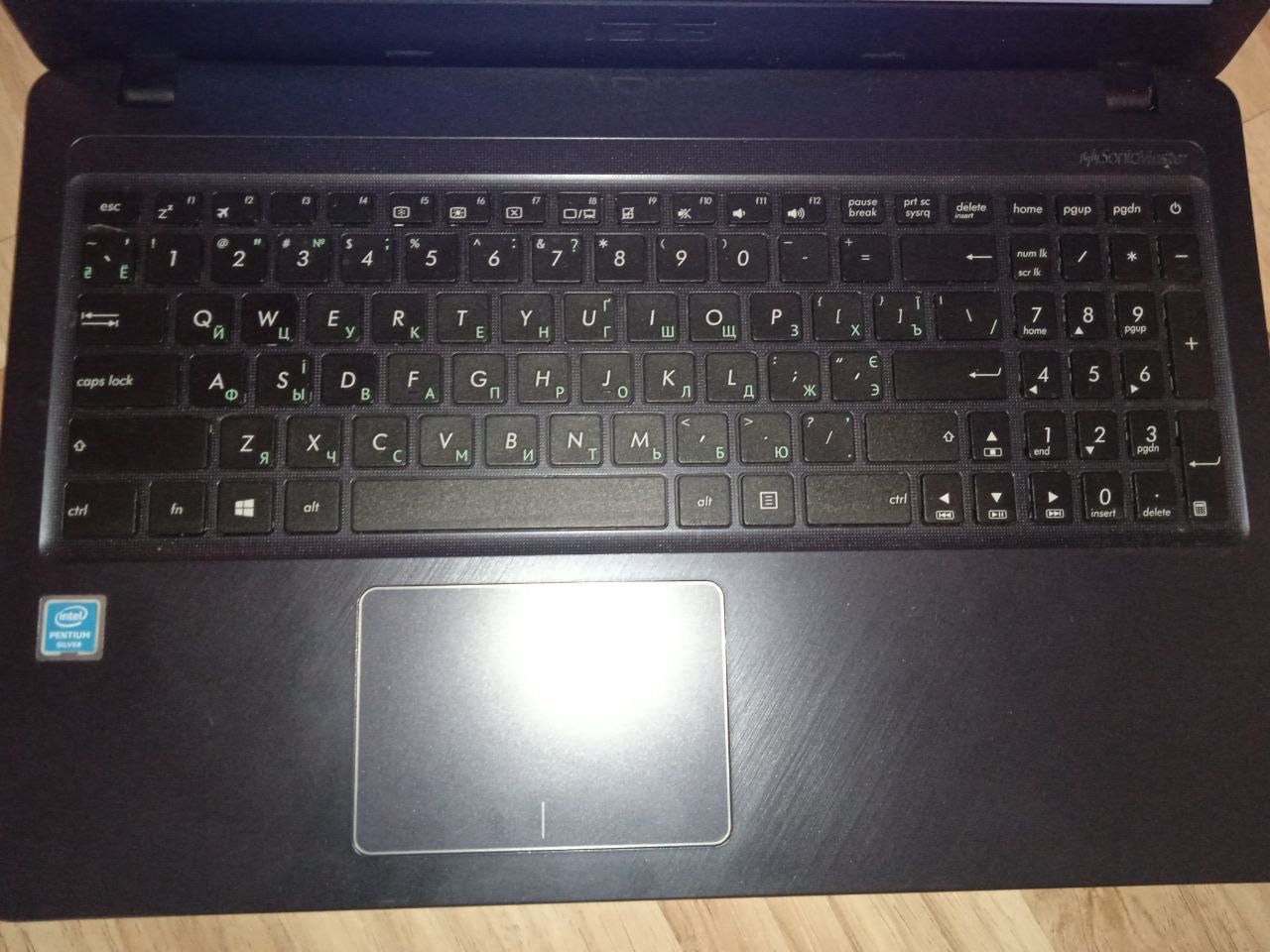 Asus vivobook 15
