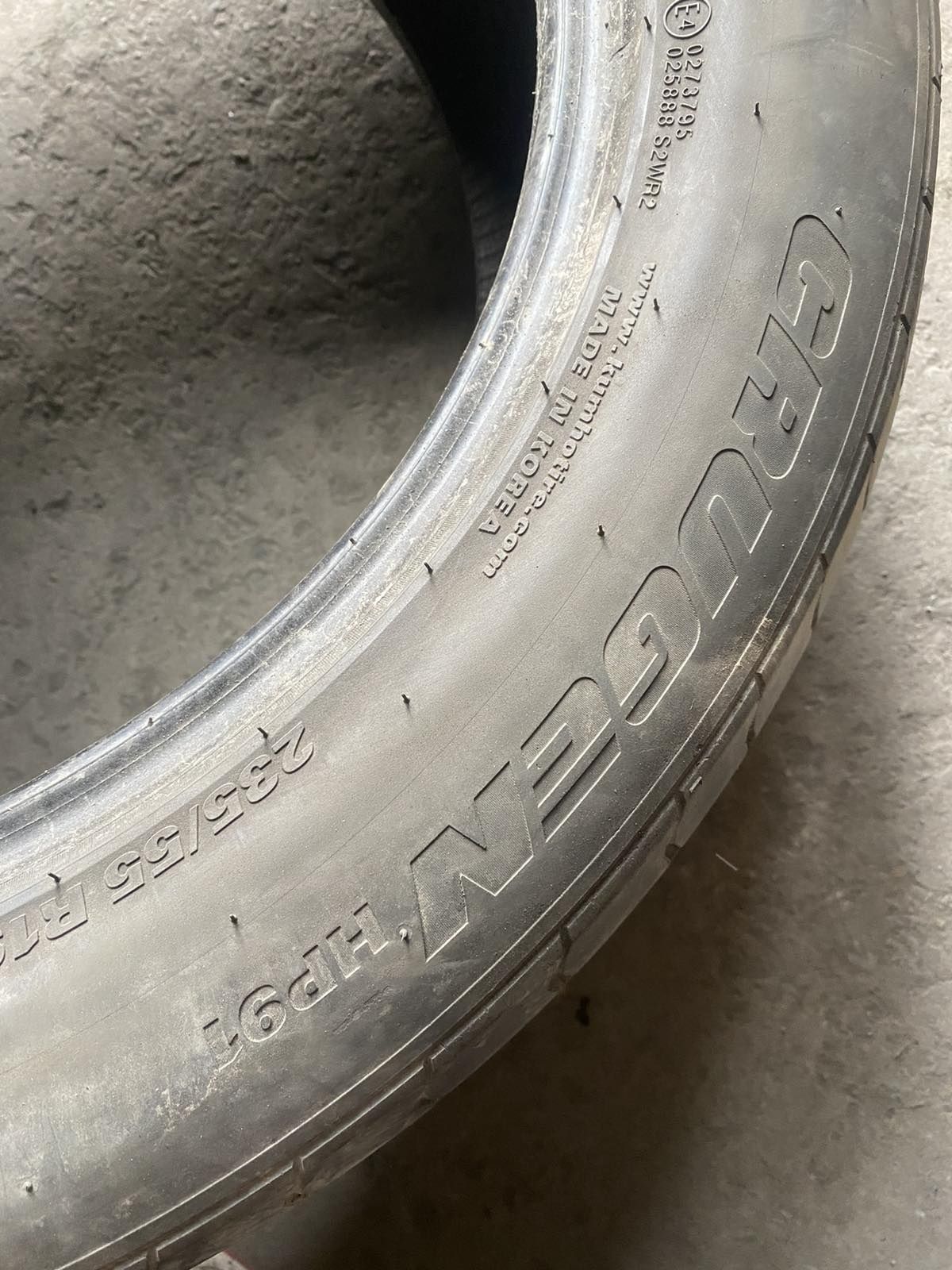 235.55.19 Kumho 2шт лето БУ склад шины резина из Европы 55 R19