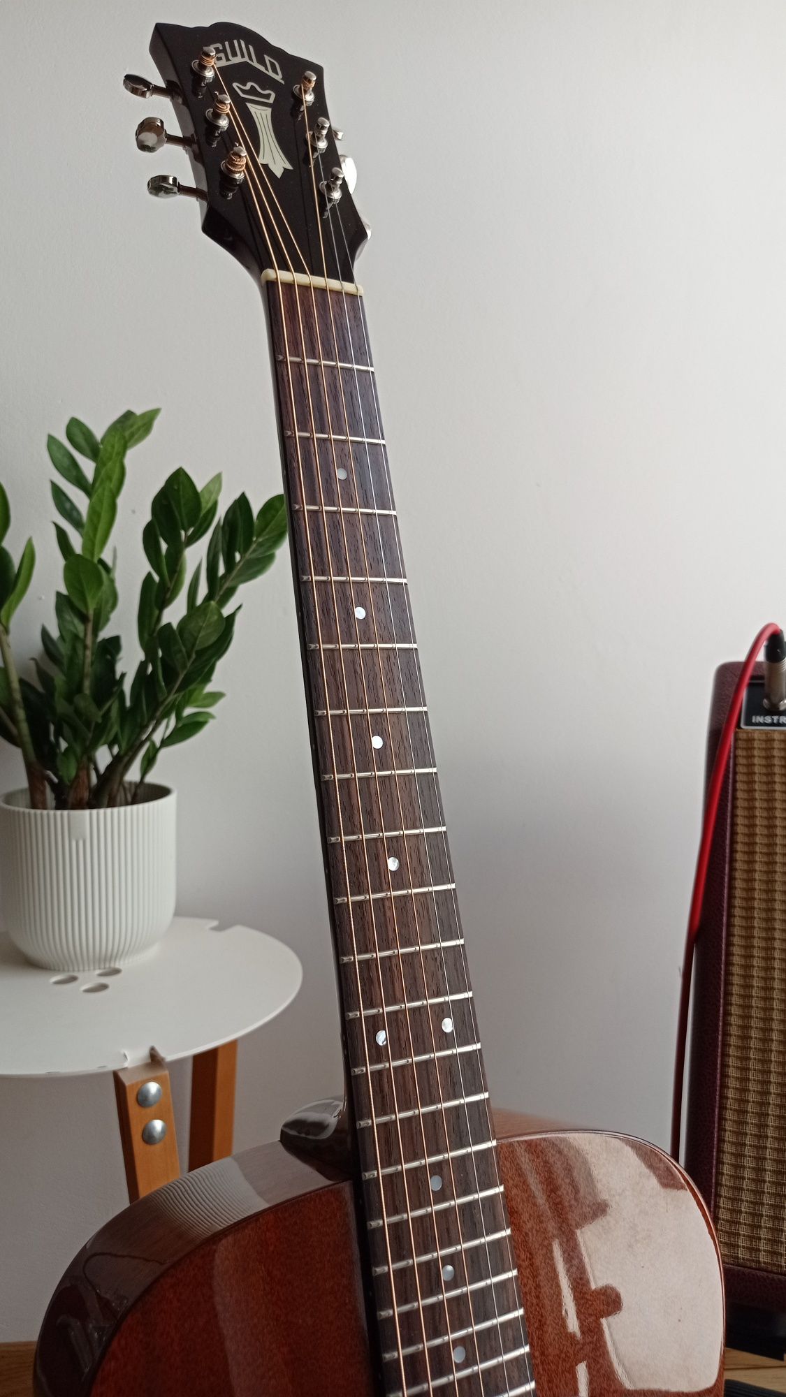 Gitara Guild M-120 lite drewno, pickup Martin, futerał, pro setup