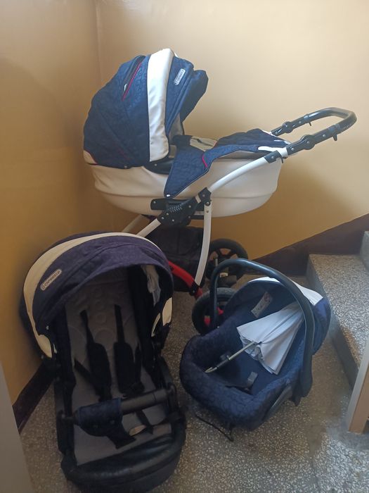 Sprzedam wózek  3w 1
