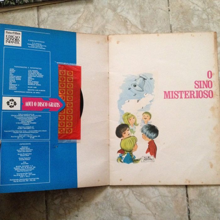 Livros Contos com disco de 45 r.p.m Infantil - O Sino Misterioso