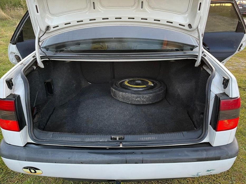 Пассат В4, 1.8, газ/бензин