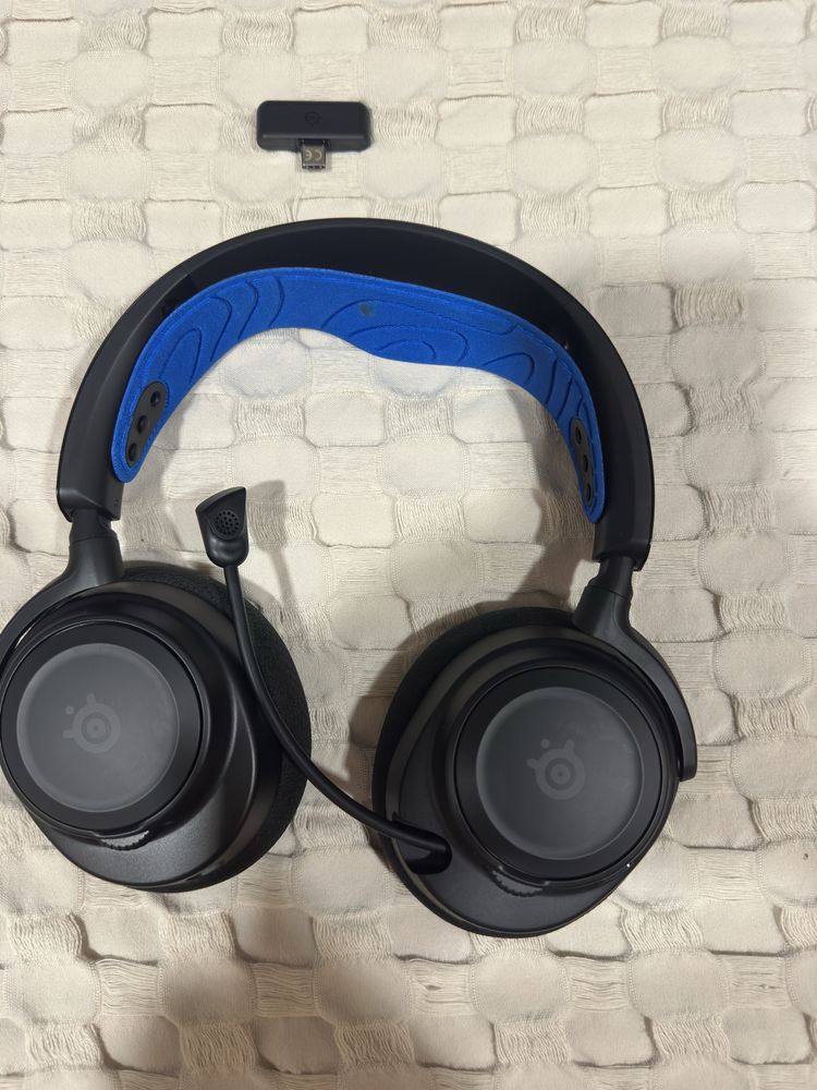 Headset SteelSeries Artic Nova 7P PC/PS5/PS4 wireless