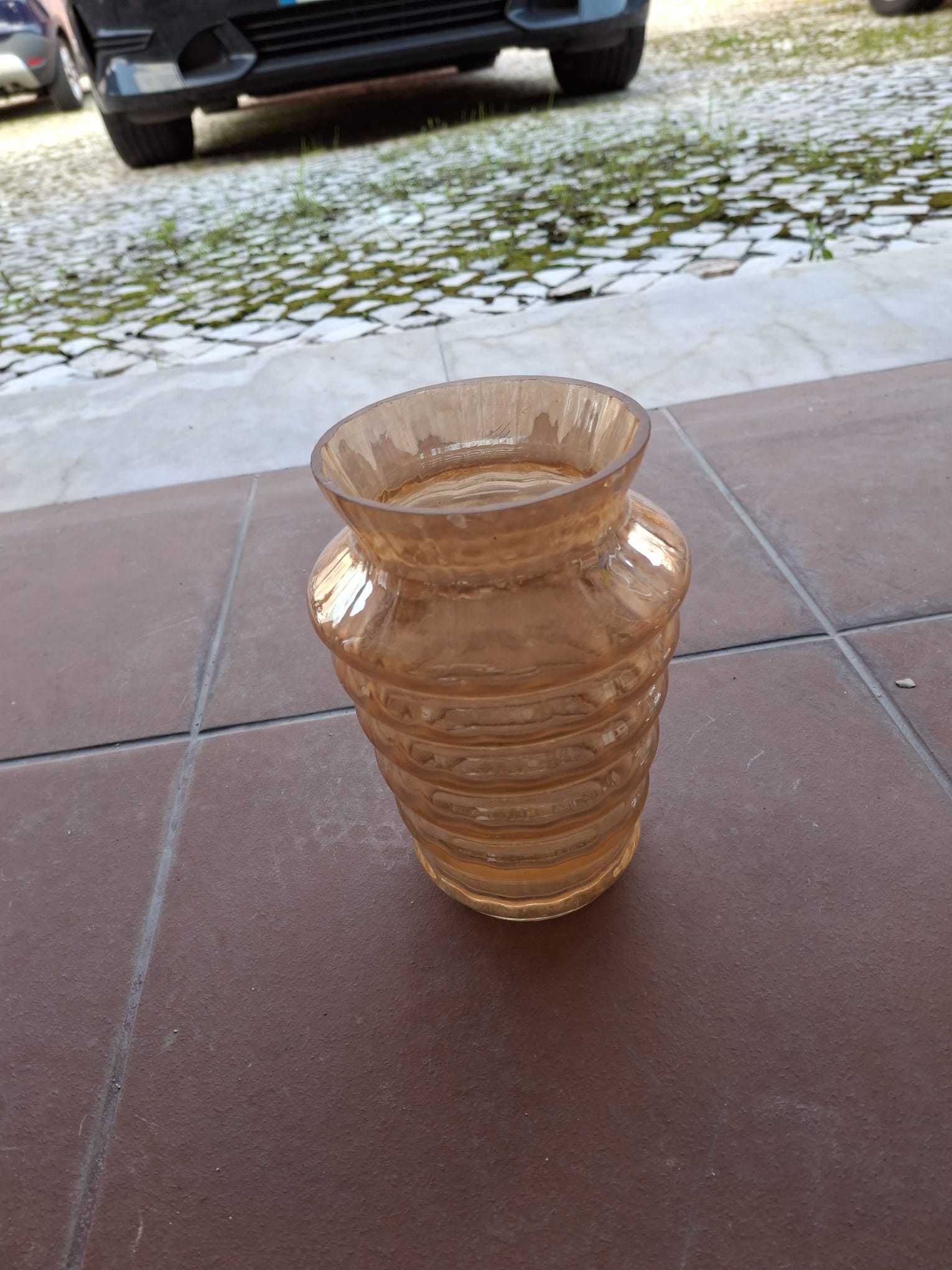 Frasco de perfume e outras peças vintage