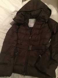 женская куртка пуховик коричневая Benetton 36 размер