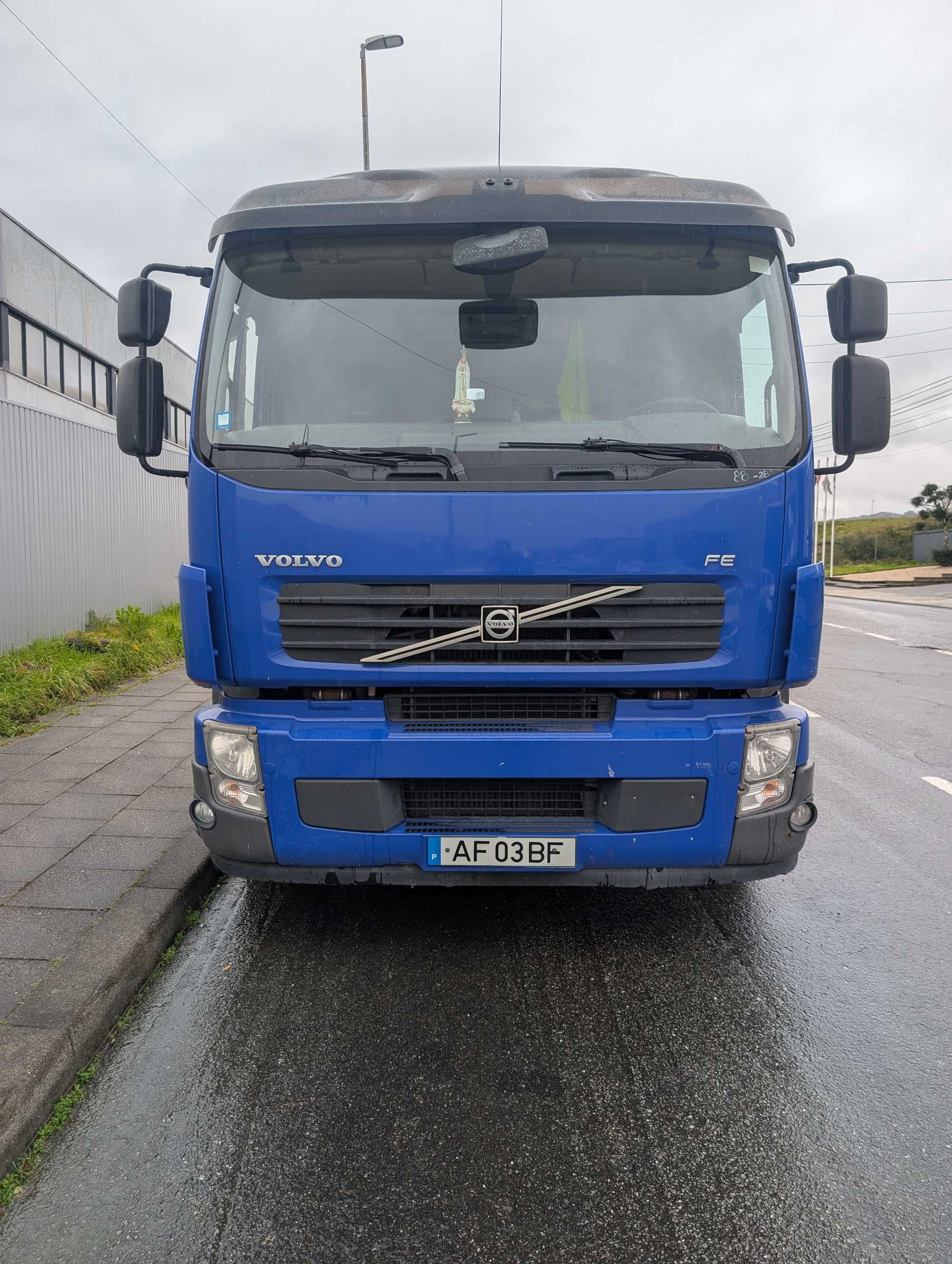Volvo FE 280 / Manual / Grúa effer 115 remote / Euro 5 2009/Plataforma