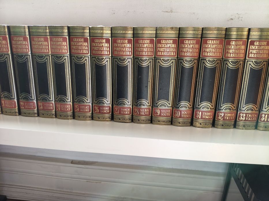 Grande Enciclopédia Portuguesa Brasileira