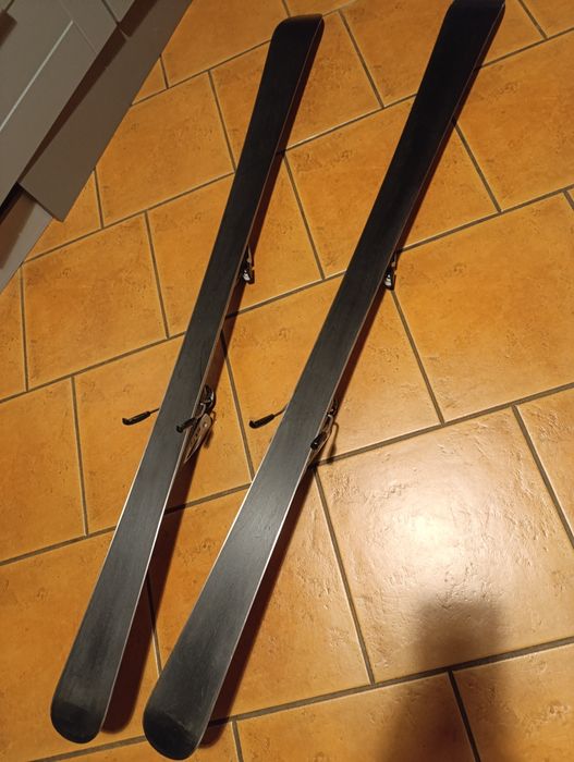 Narty Blizzard 150 cm, dodam kijki Leki