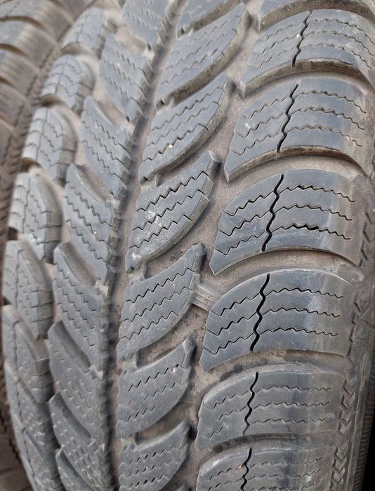 4 opony zimowe Dębica Frigo 2 185/65R15 7,7/7,3mm