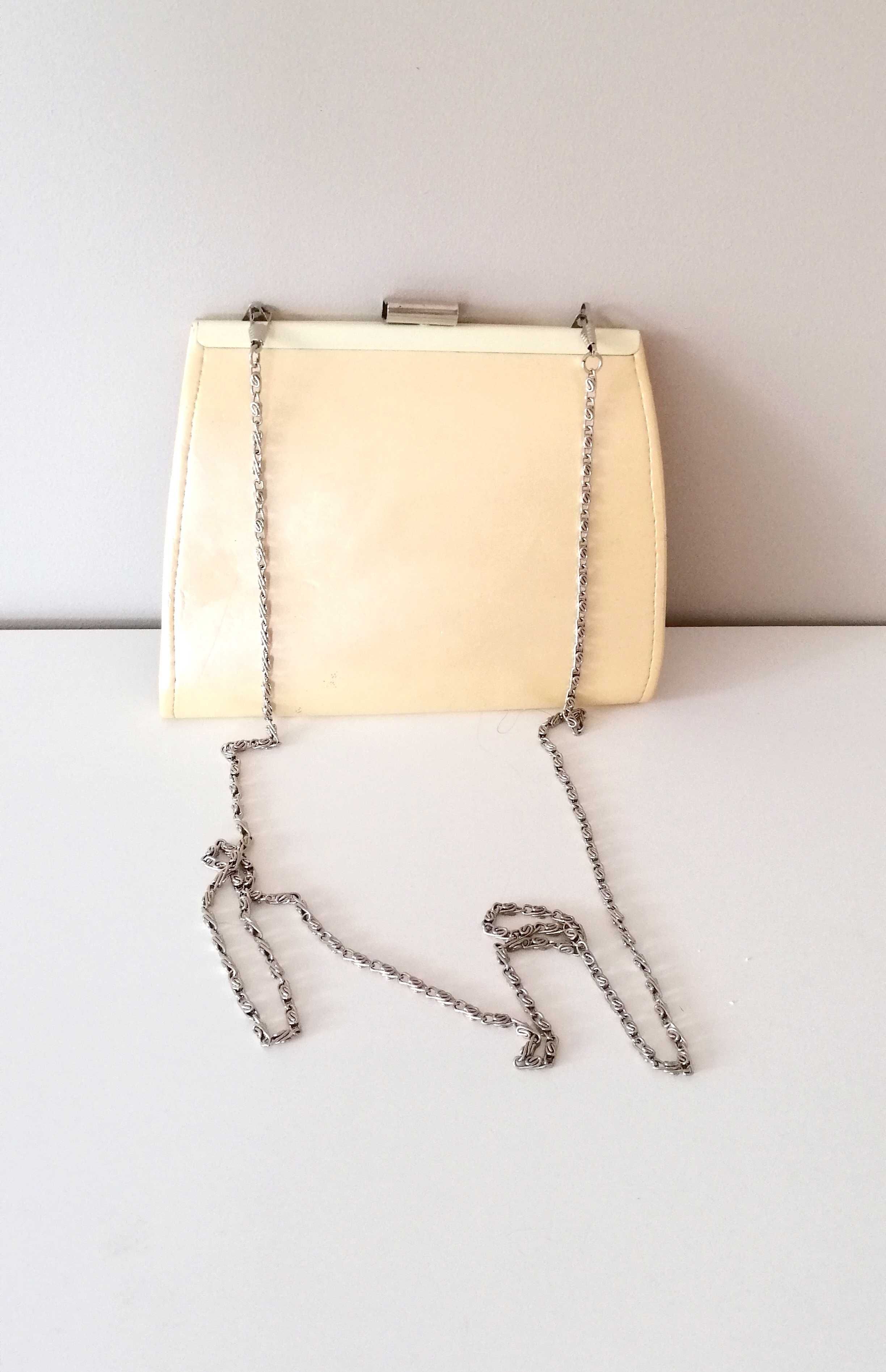biała retro vintage perłowa kremowa ecru kopertówka torebka na ramię