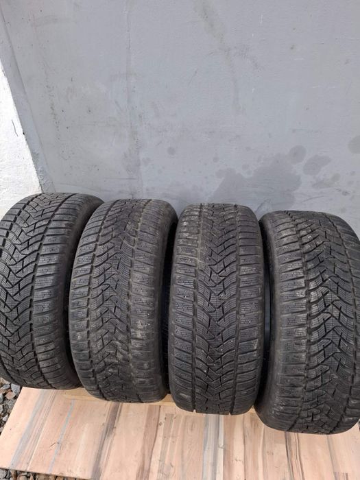 Комплект зимової Dunlop 245 45 r18