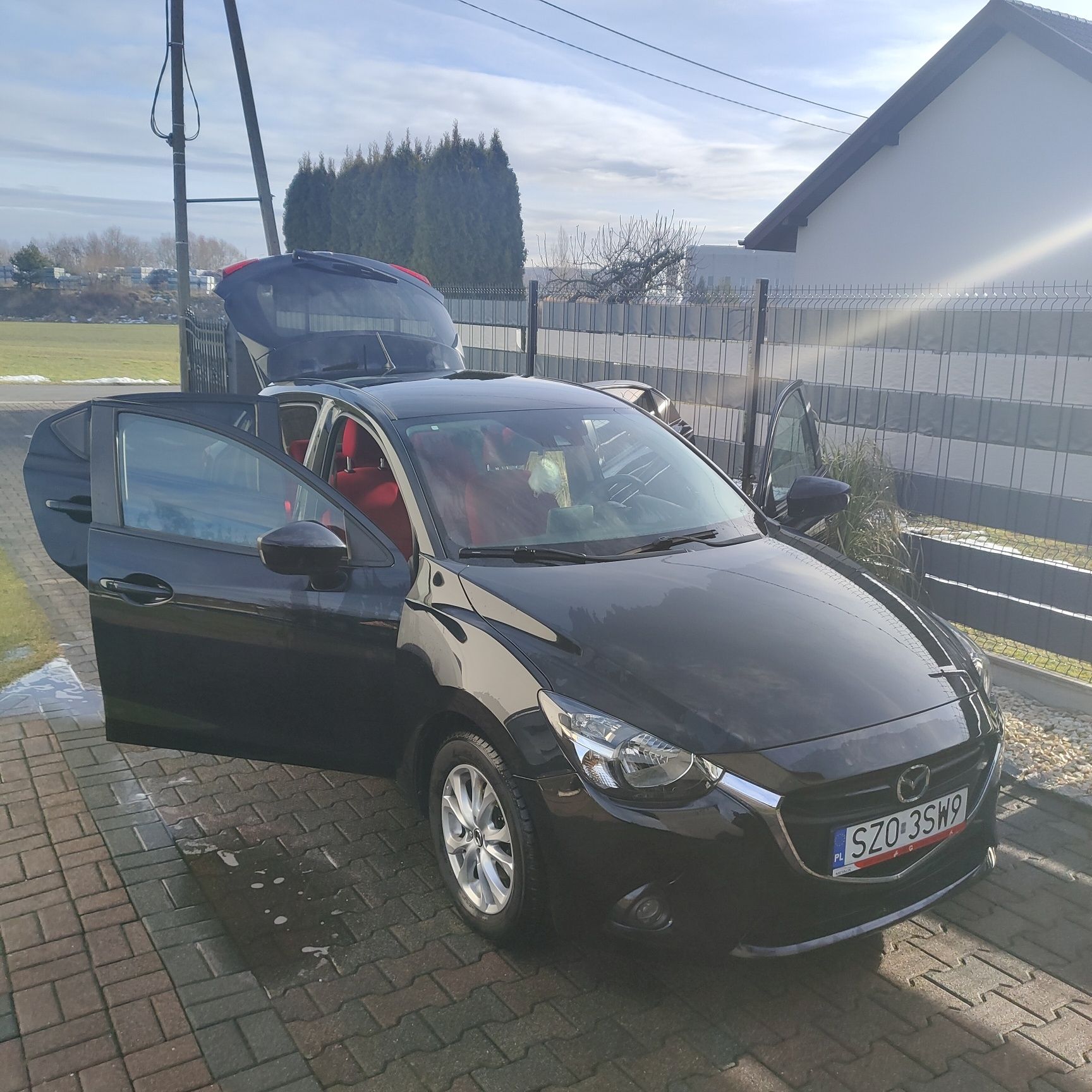 Mazda 2 SKYACTIV-G 90 Red Edition