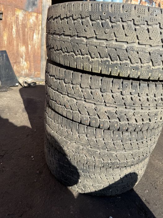 резина 215/65/16c зима