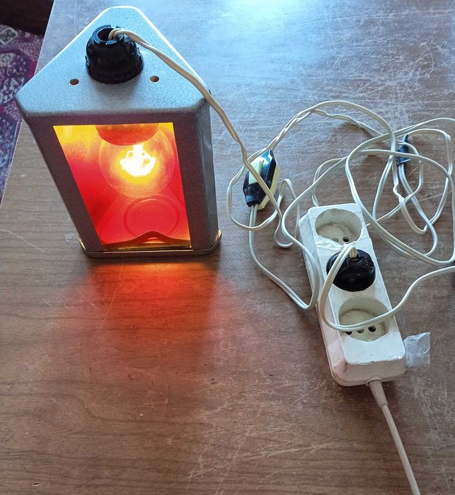 Фонарь красный для фотолаборатории