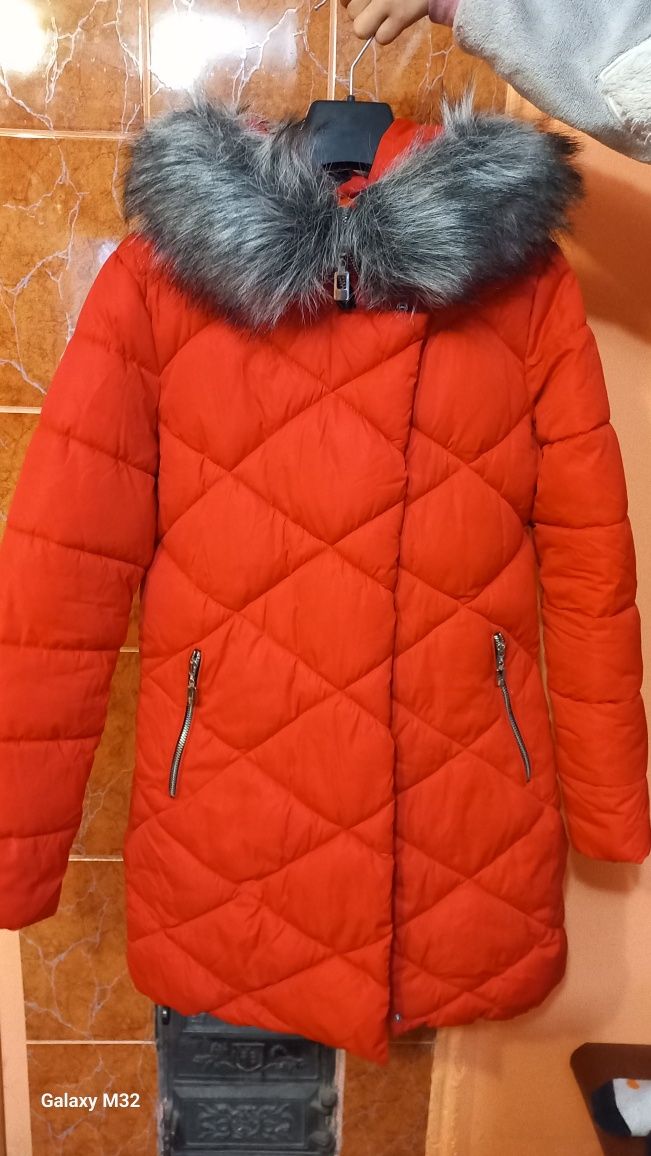 Курточка зимова, зимня,пуховик ,зимні