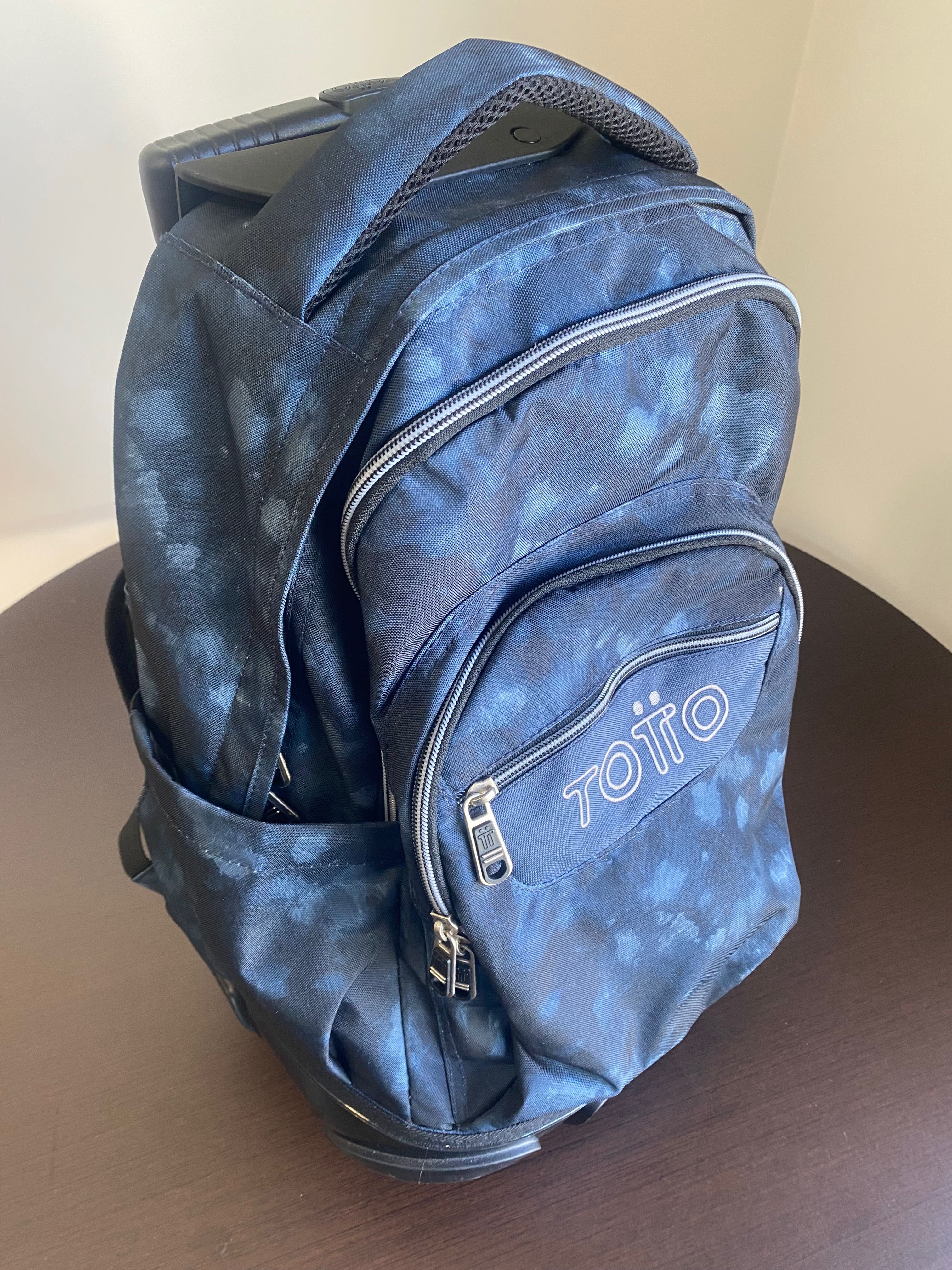 Mochila Totto  c/rodas