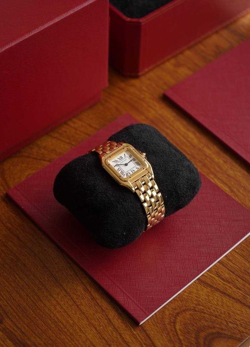 В наличии часы Cartier Panthere Картье пантере медиум