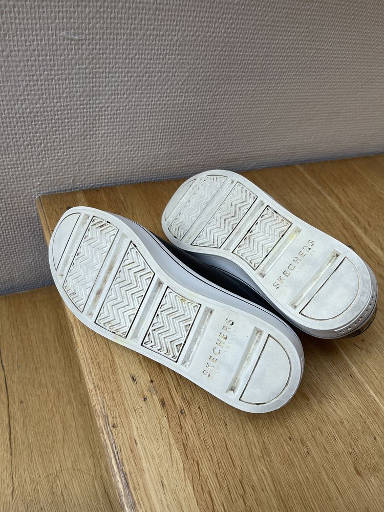 Кожанные кеды Skecher, длина стельки 24,5