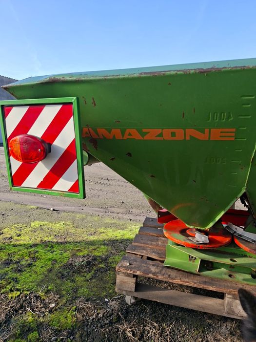 Rozsiewacz AMAZONE ZAF-603